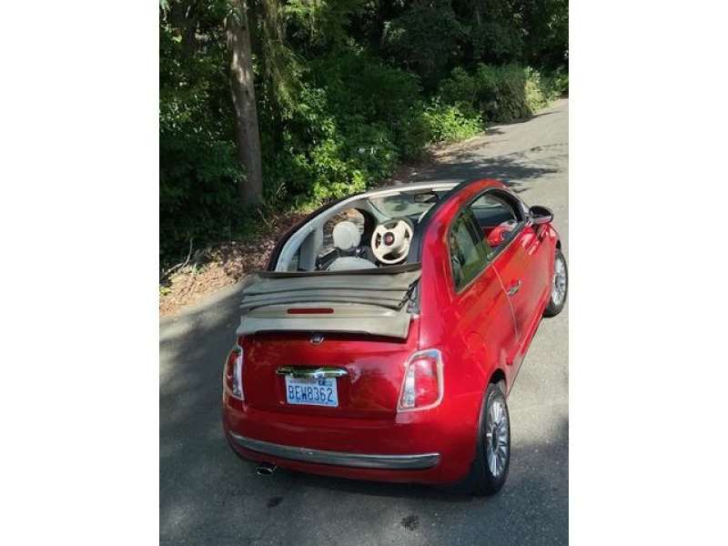 2013 FIAT 500C Lounge