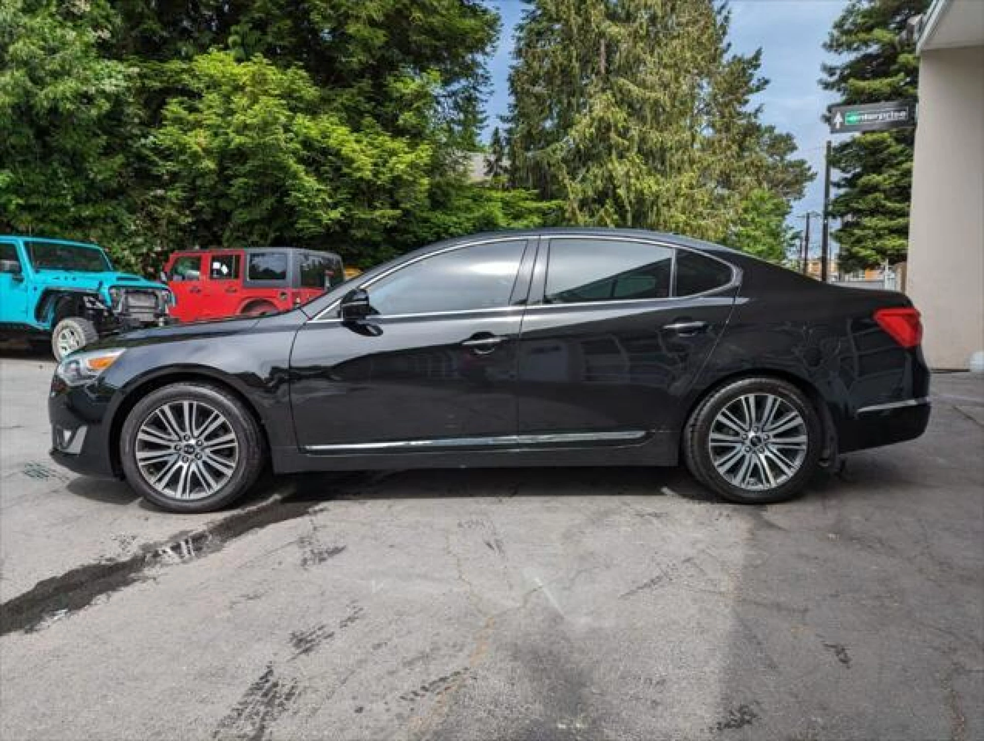 2014 Kia Cadenza Limited 4dr Sedan