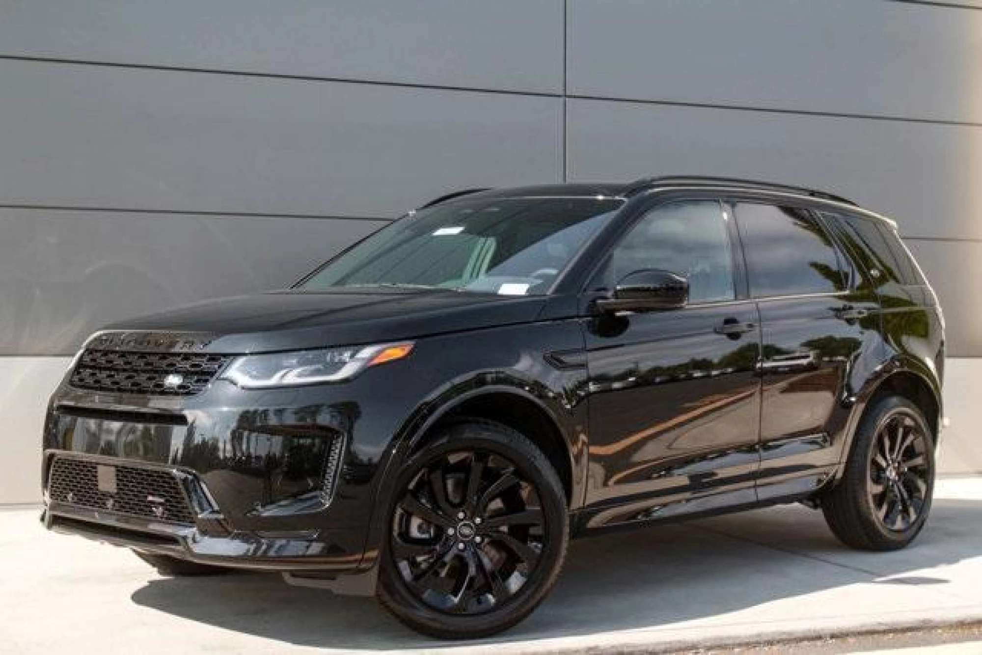 2023 Land Rover Discovery Sport SE R-Dynamic