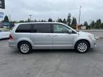 2012 Volkswagen Routan SE