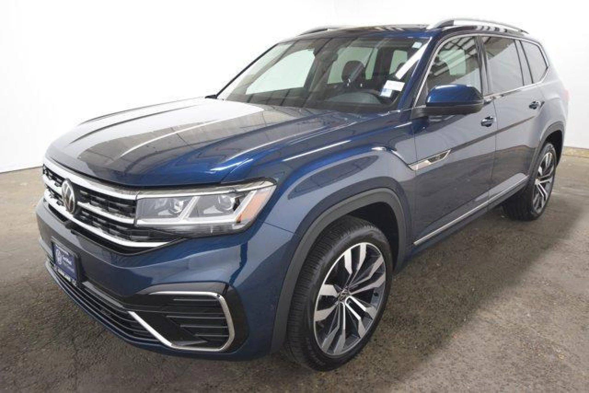 2023 Volkswagen Atlas 3.6L SEL Premium R-Line