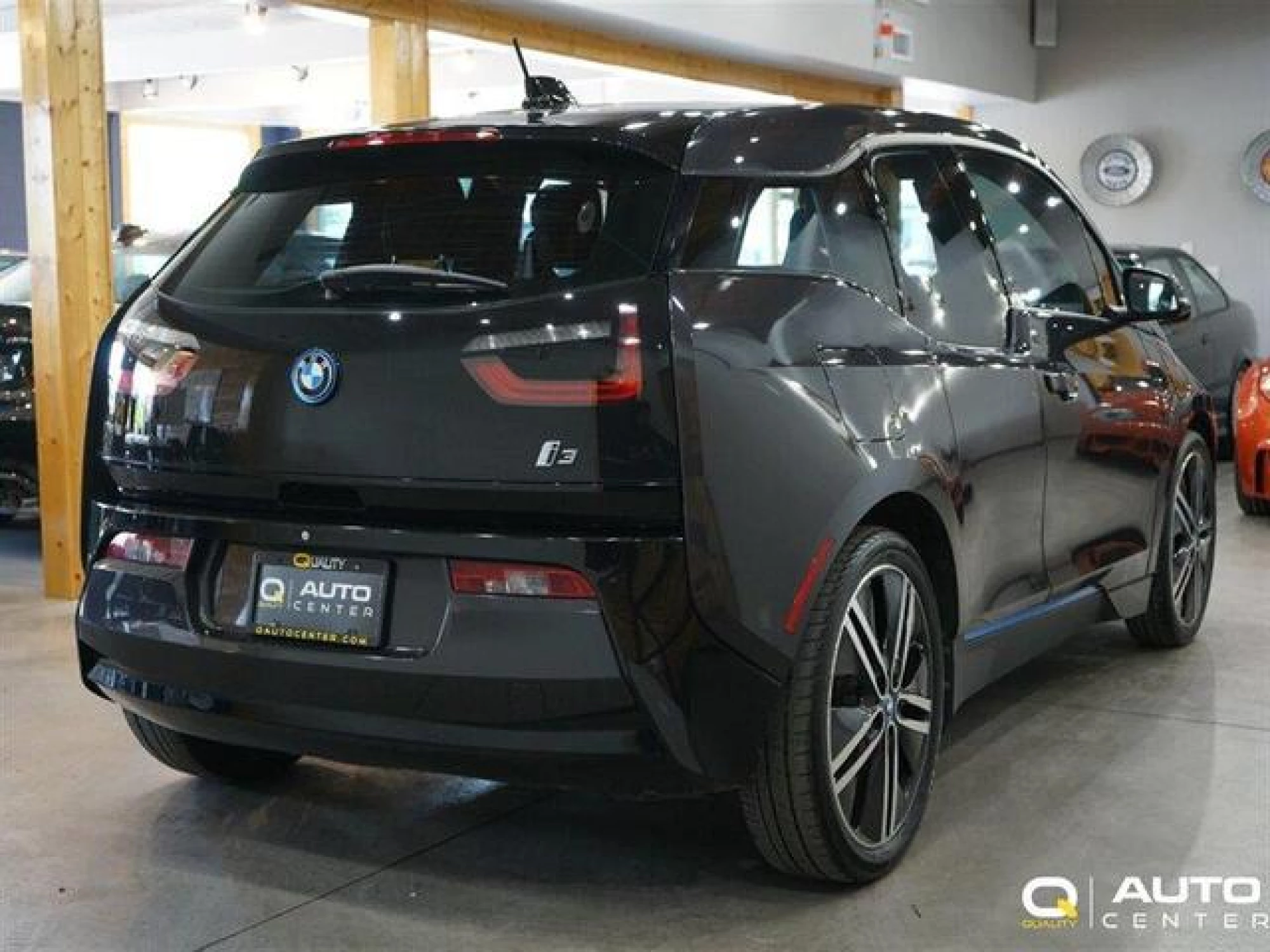 2014 BMW i3 Base w/Range Extender