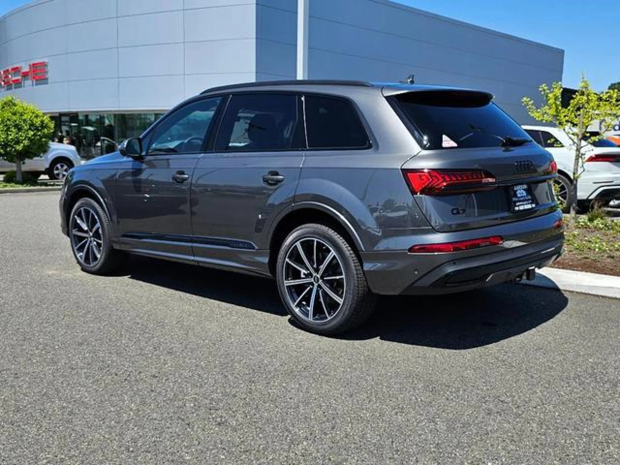 2023 Audi Q7 55 Premium Plus