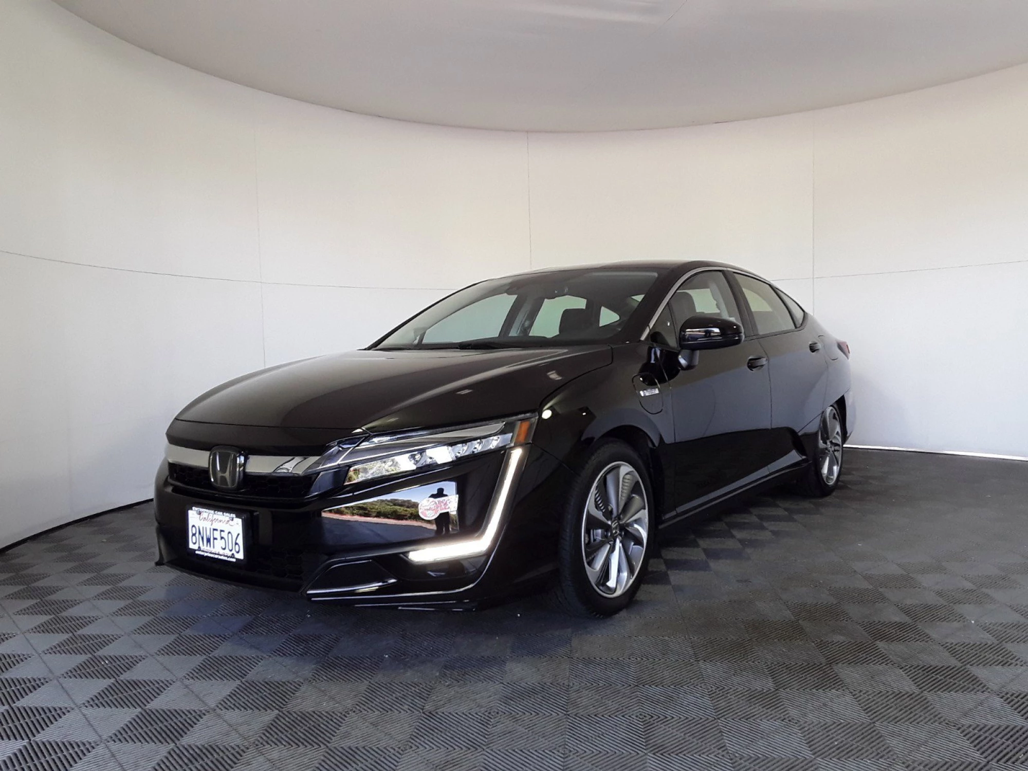 2020 Honda Clarity Plug-In Hybrid Touring Sedan