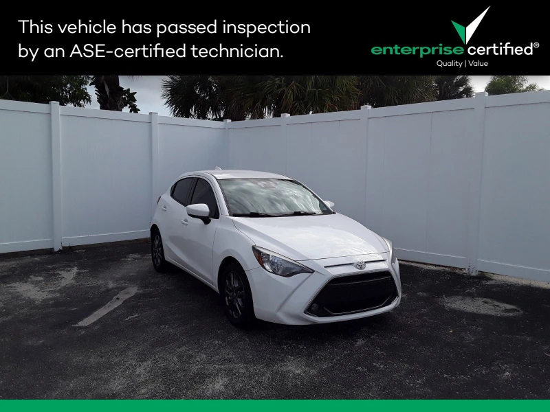 2020 Toyota Yaris Hatchback LE Auto
