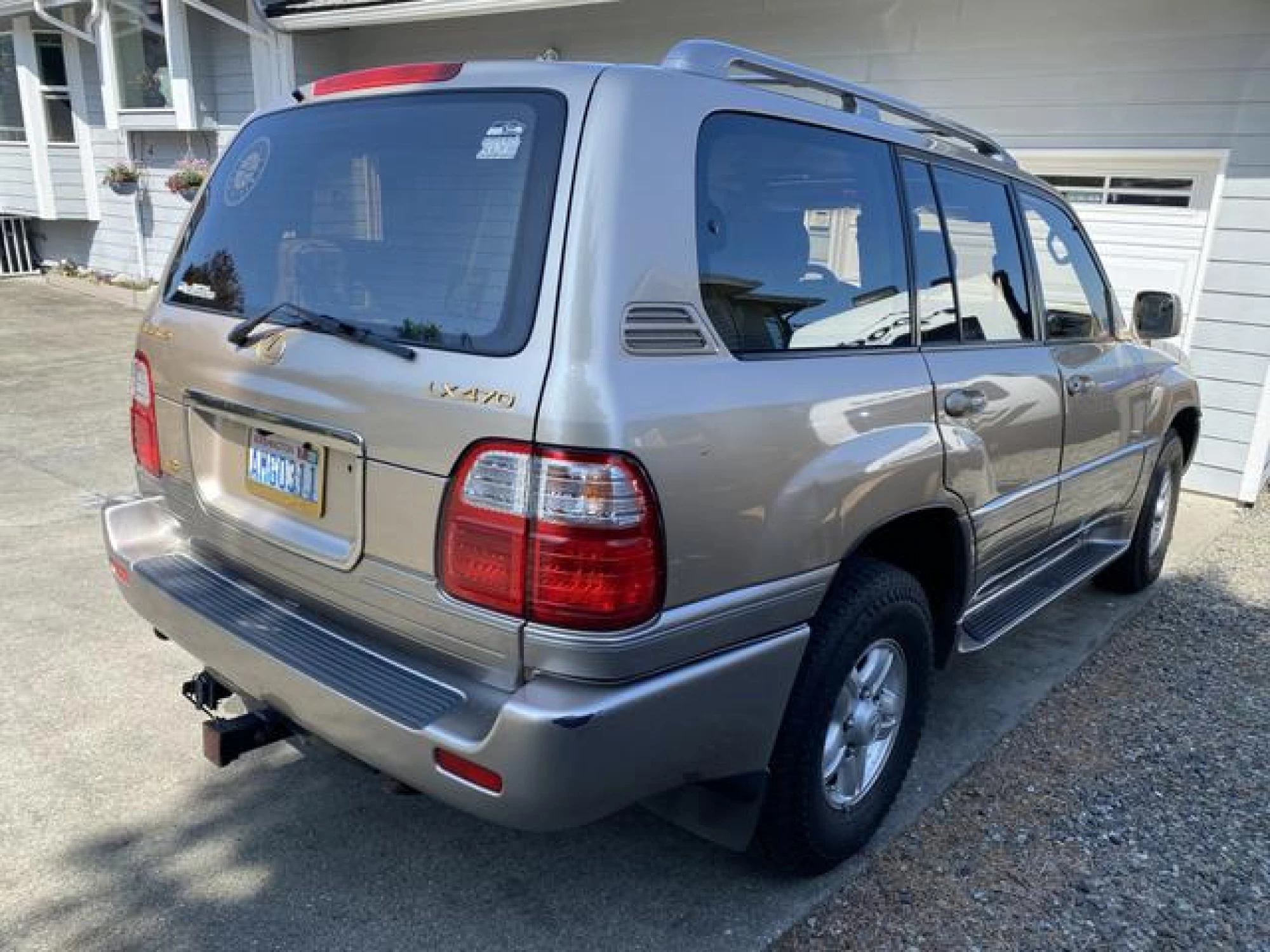 1998 Lexus LX 470 Base