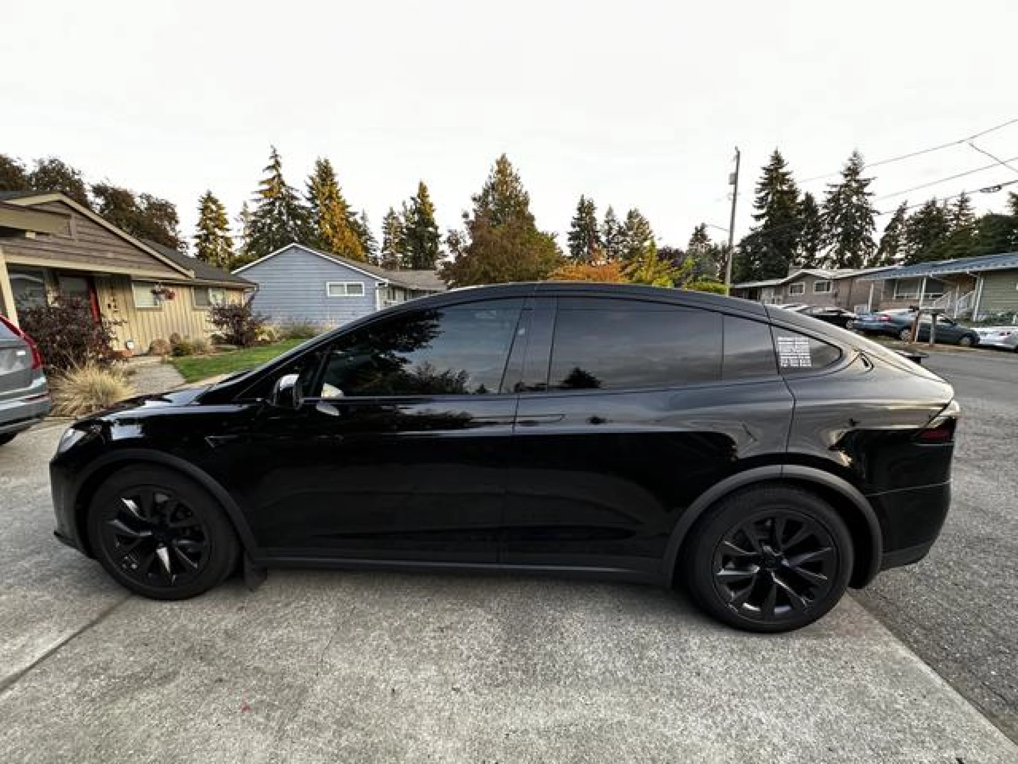 2023 Tesla Model X Base