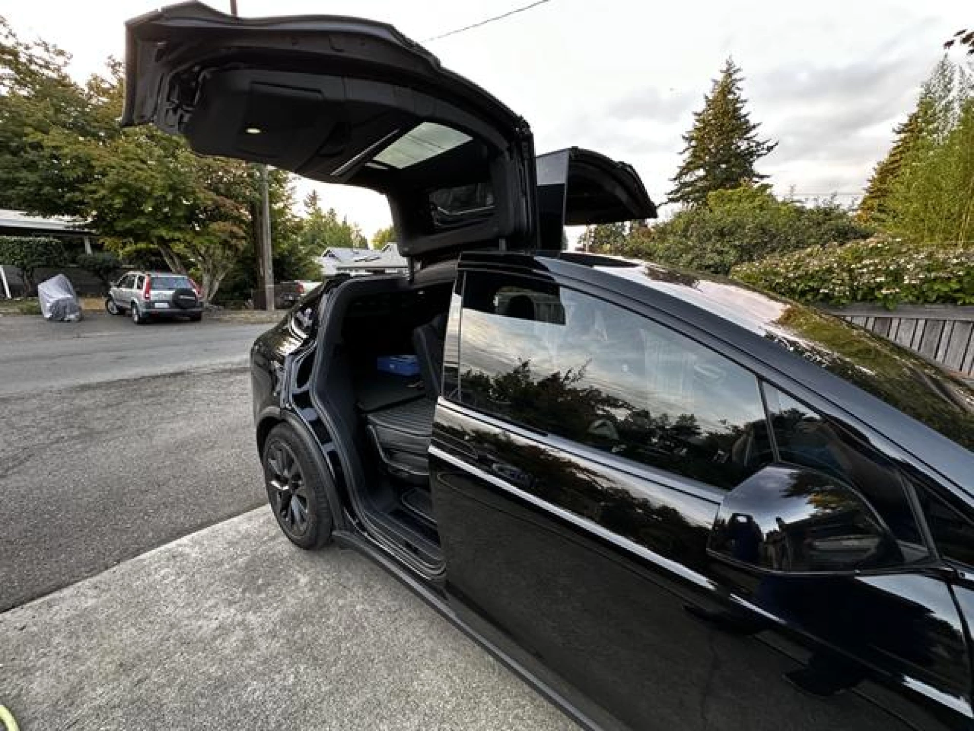 2023 Tesla Model X Base