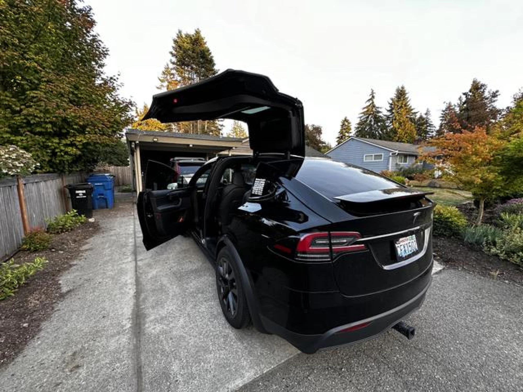 2023 Tesla Model X Base