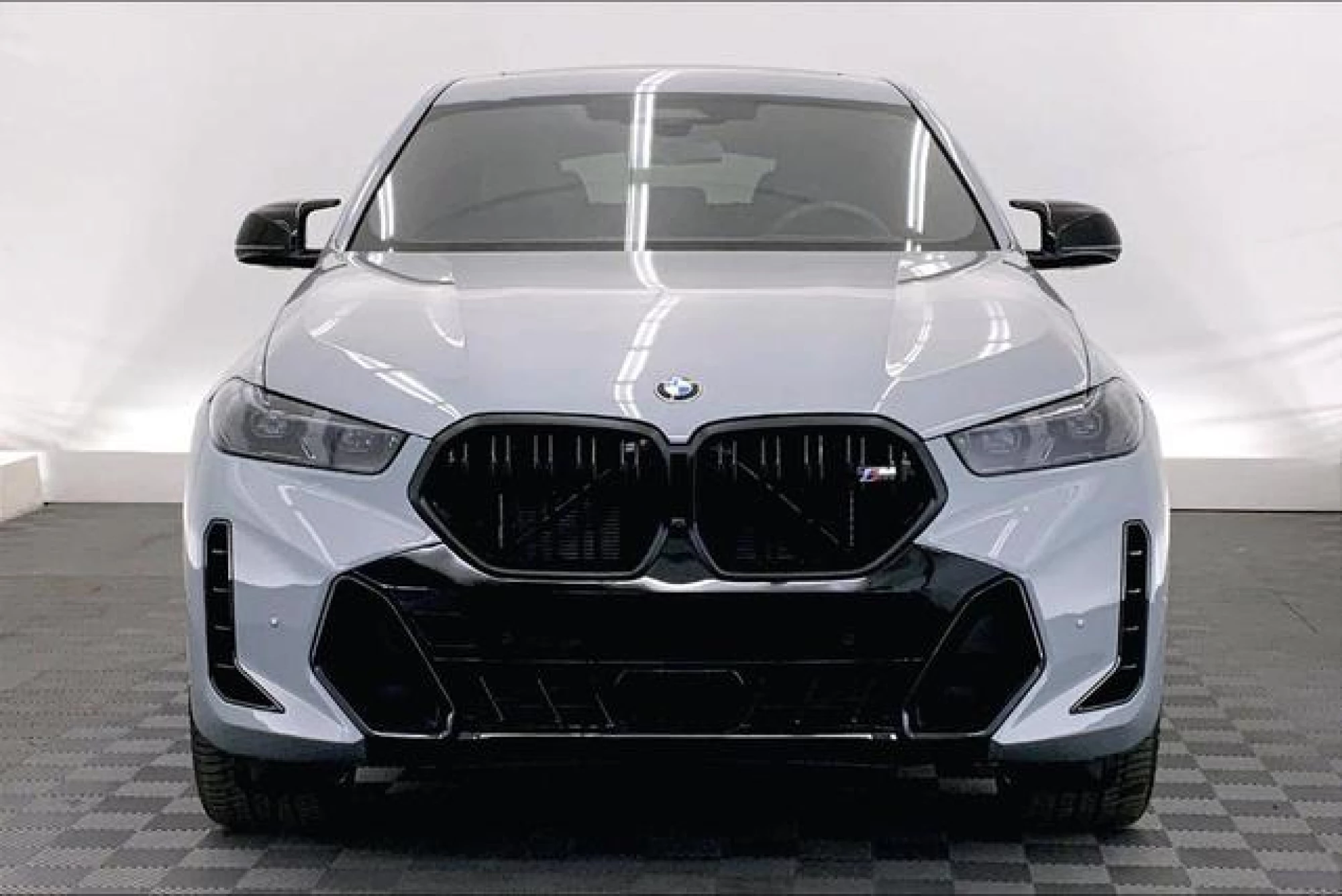 2024 BMW X6 M60i