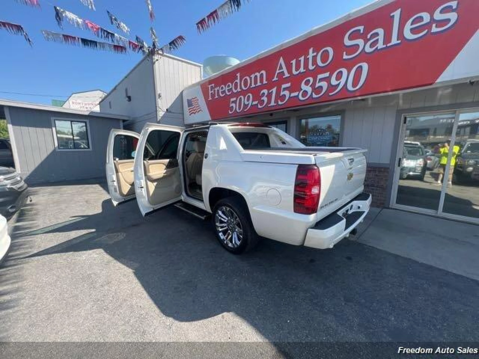 2013 Chevrolet Avalanche LTZ