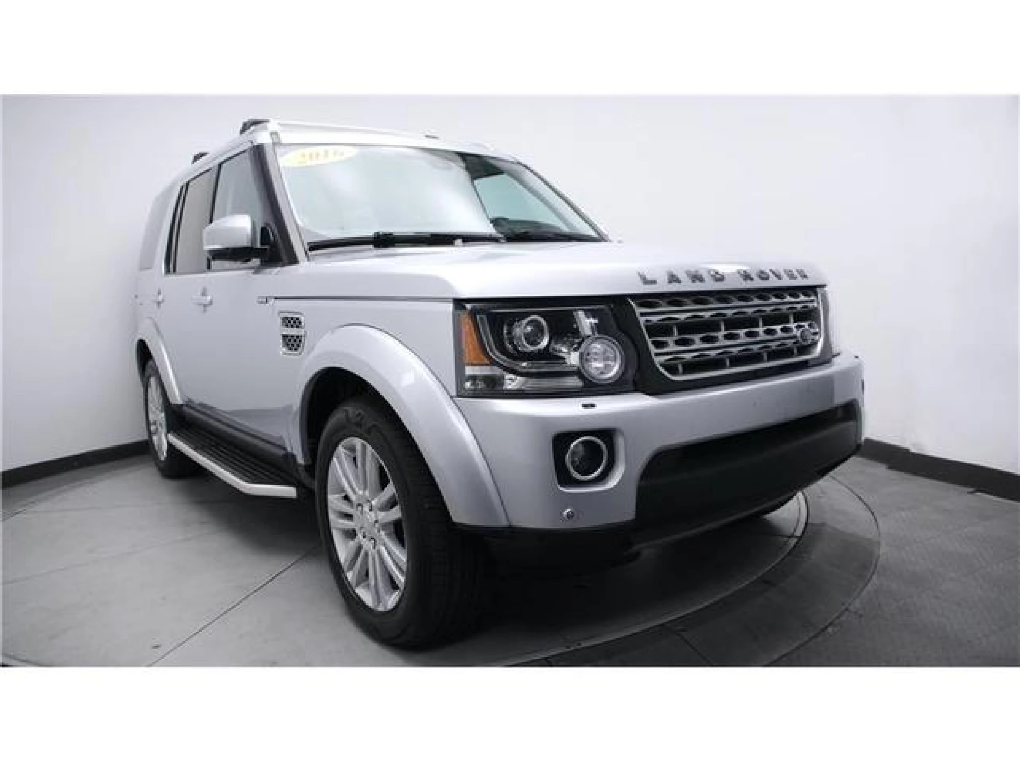 2016 Land Rover LR4 Base
