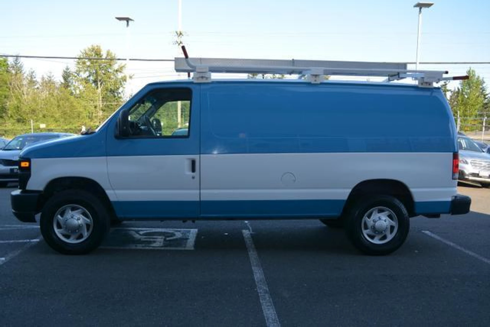 2010 Ford E350 Super Duty