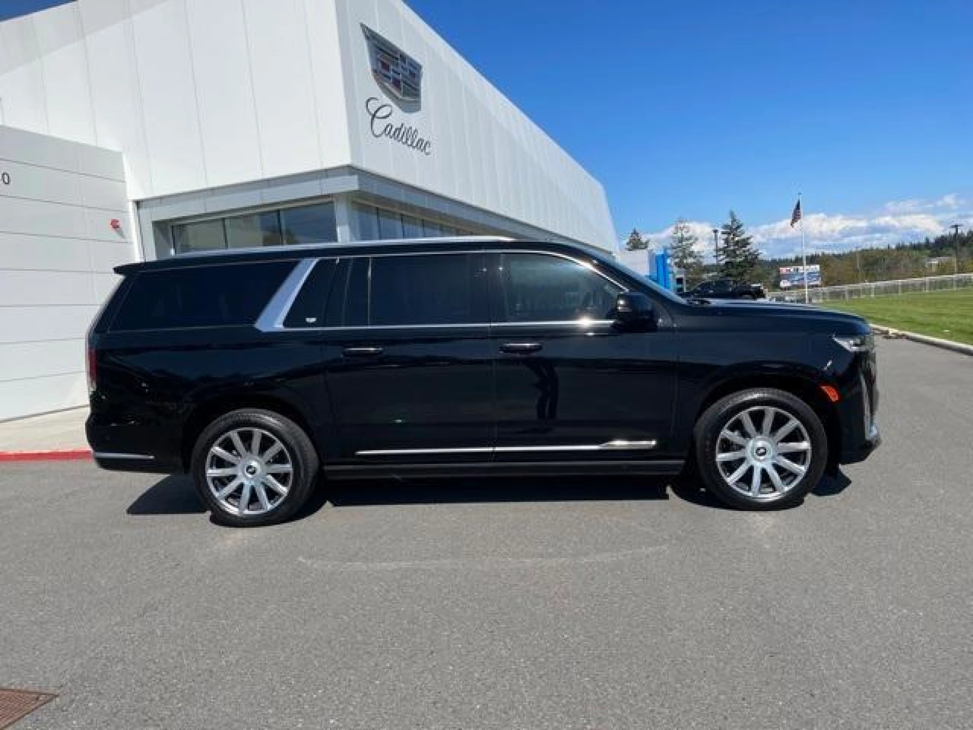 2022 Cadillac Escalade ESV Premium Luxury Platinum