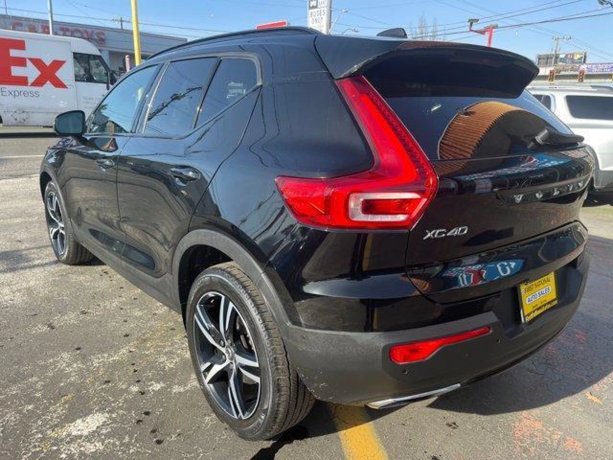 2019 Volvo XC40 T5 R-Design