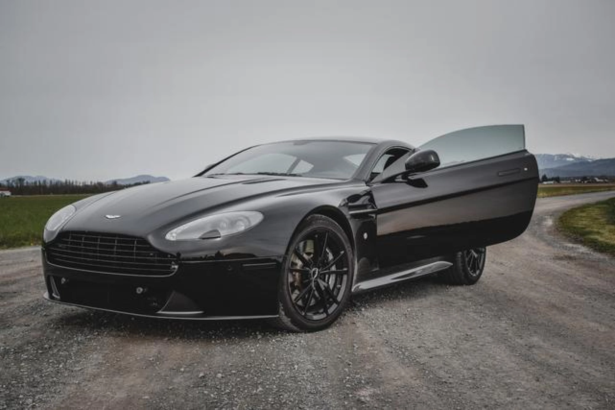 2015 Aston Martin Vantage GT Base