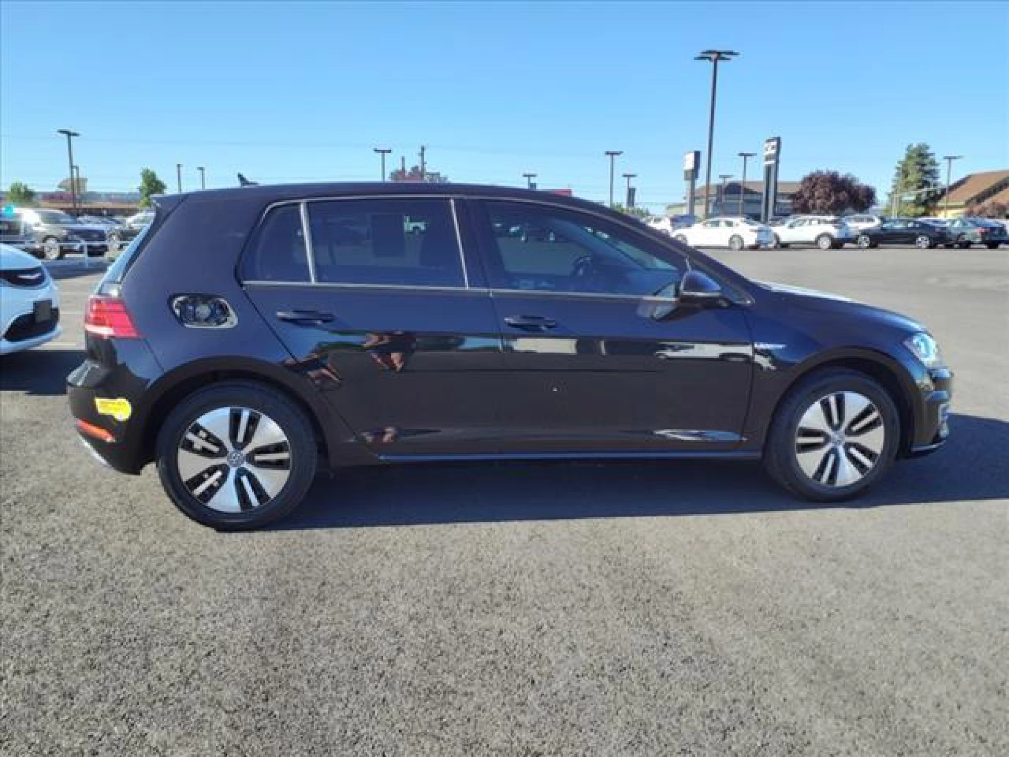 2019 Volkswagen e-Golf SE
