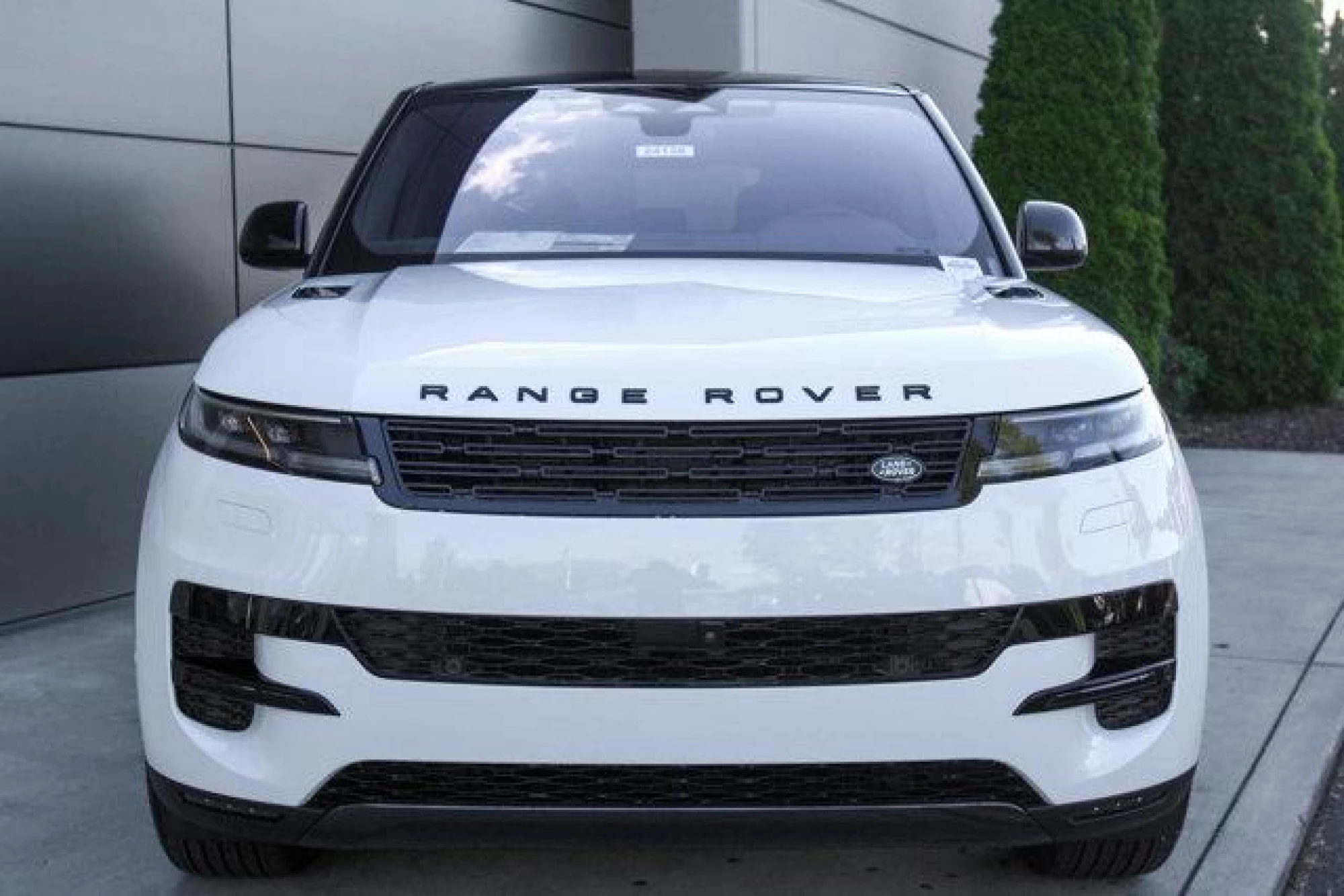 2023 Land Rover Range Rover Sport SE
