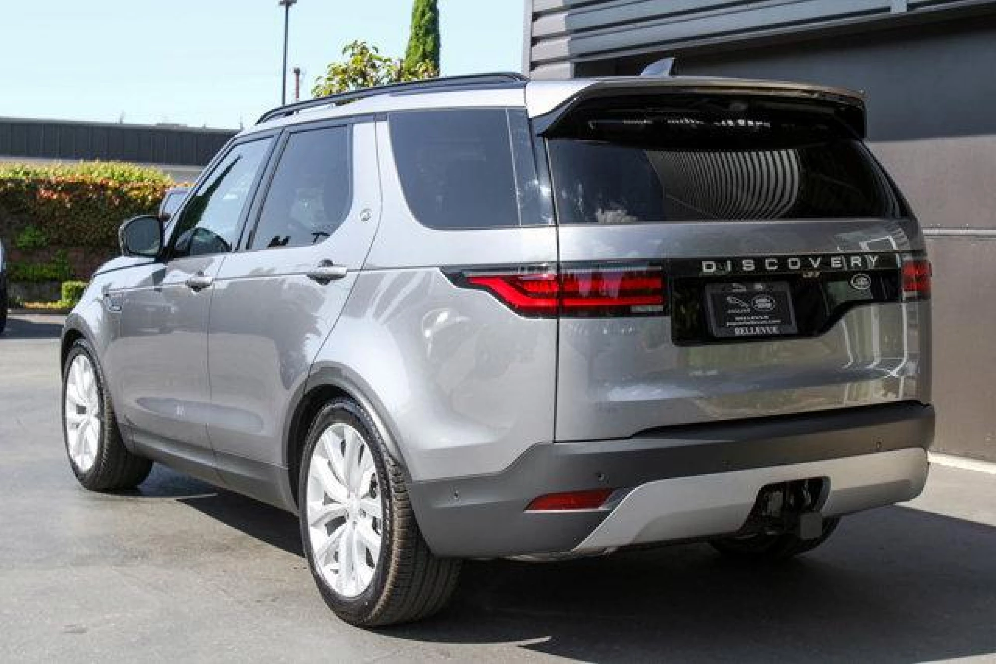 2023 Land Rover Discovery S