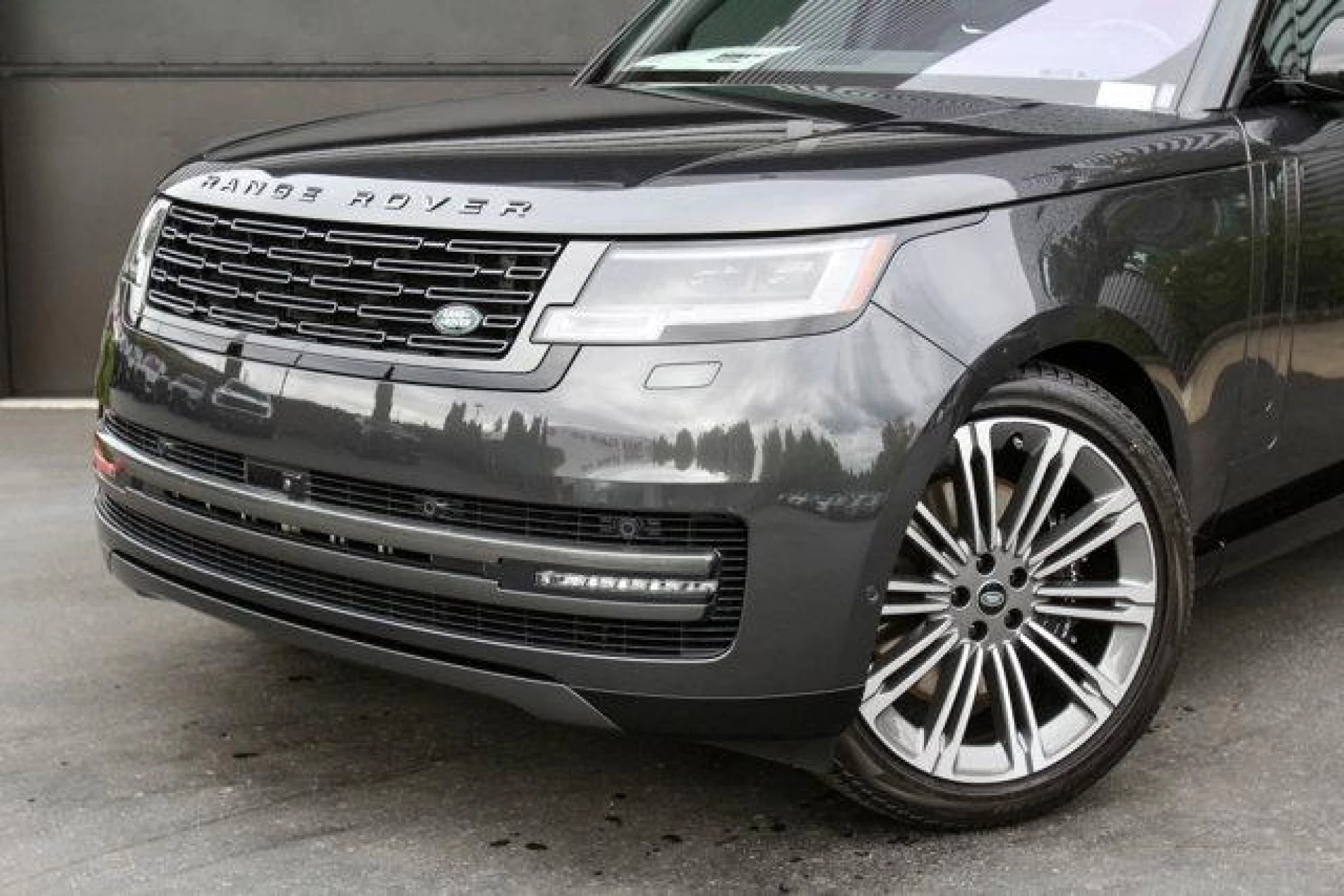 2023 Land Rover Range Rover SE