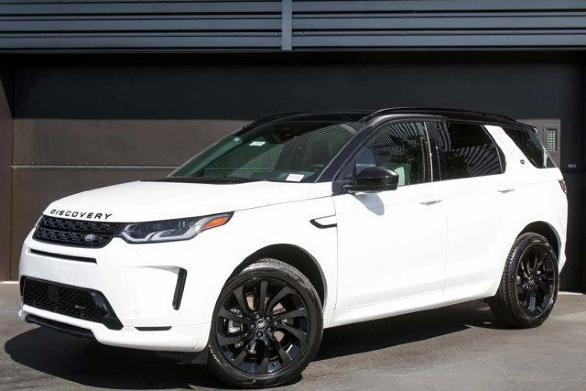 2023 Land Rover Discovery Sport SE R-Dynamic