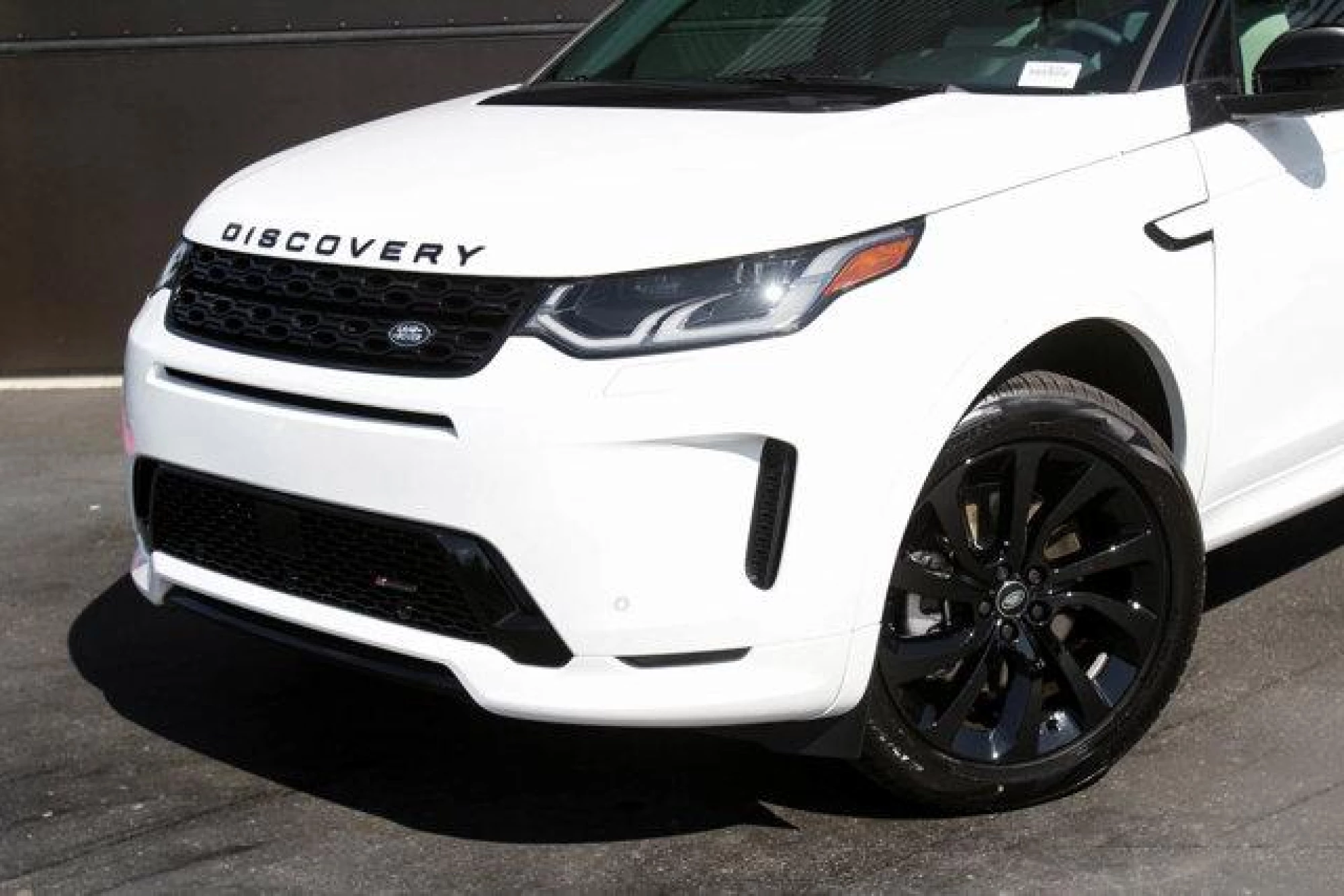 2023 Land Rover Discovery Sport SE R-Dynamic