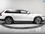 2022 Volvo V90 Cross Country B6