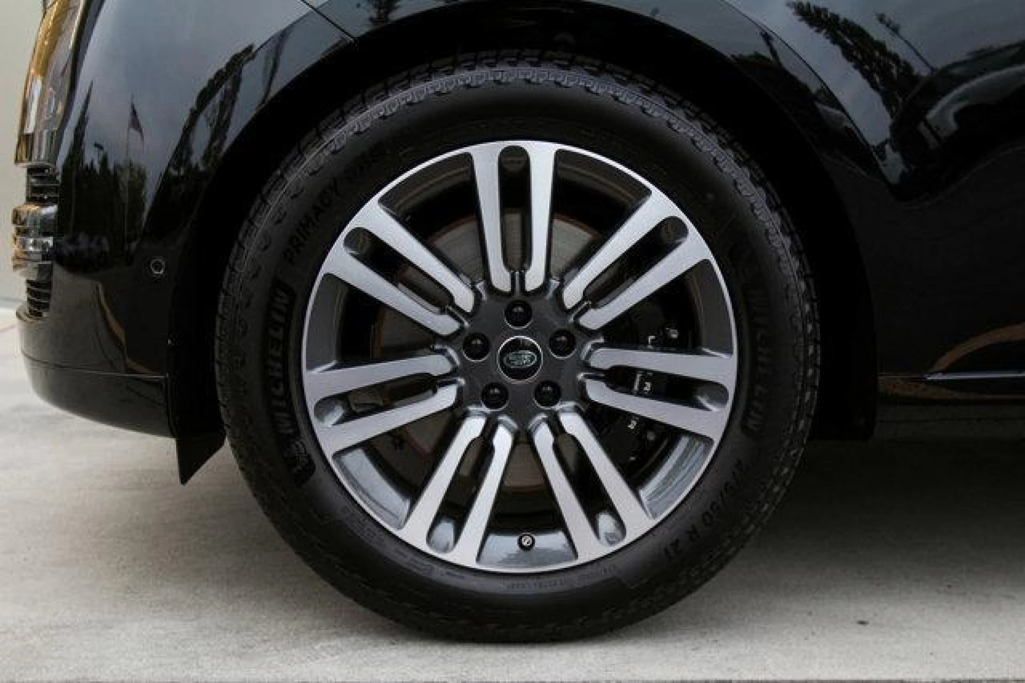 2023 Land Rover Range Rover P530 SE