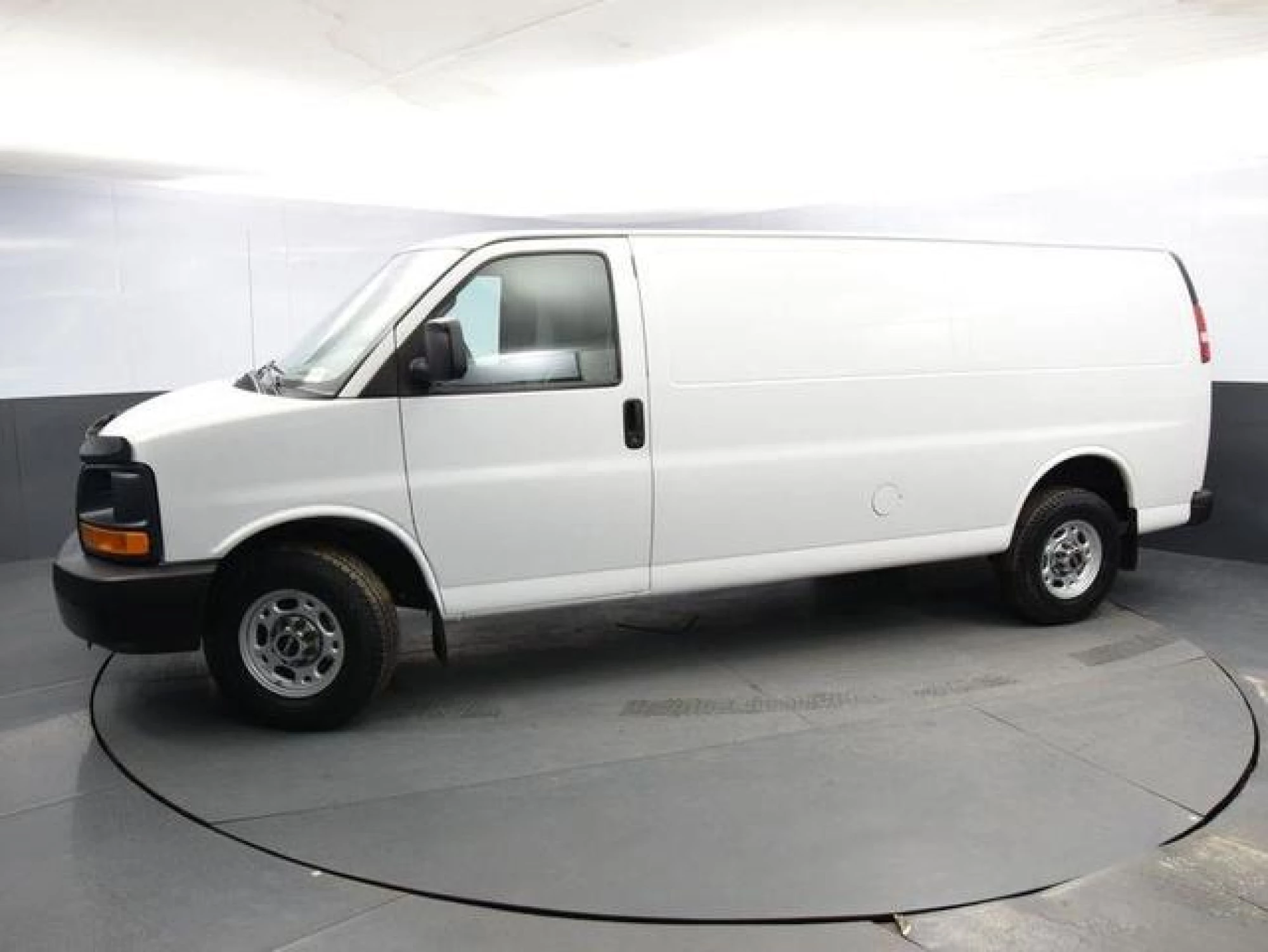 2016 GMC Savana 2500 Work Van