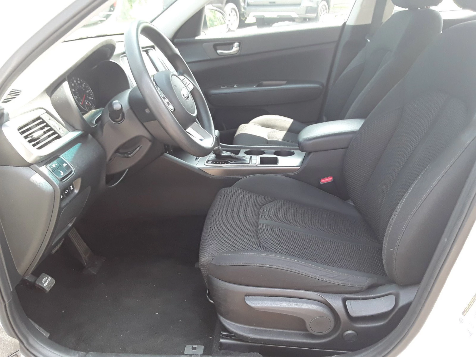 2020 Kia Optima LX Auto