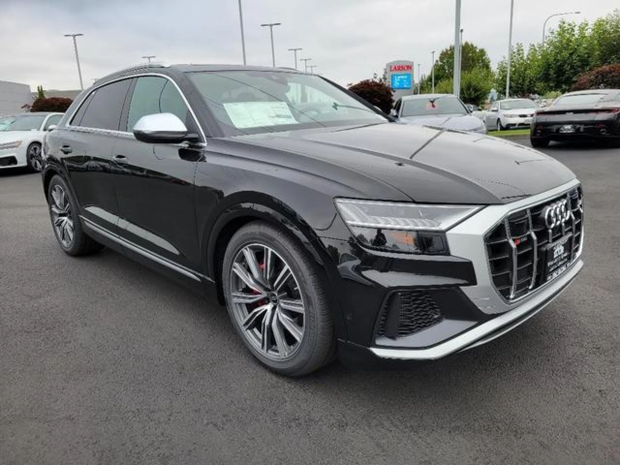 2023 Audi SQ8 4.0T quattro Premium Plus