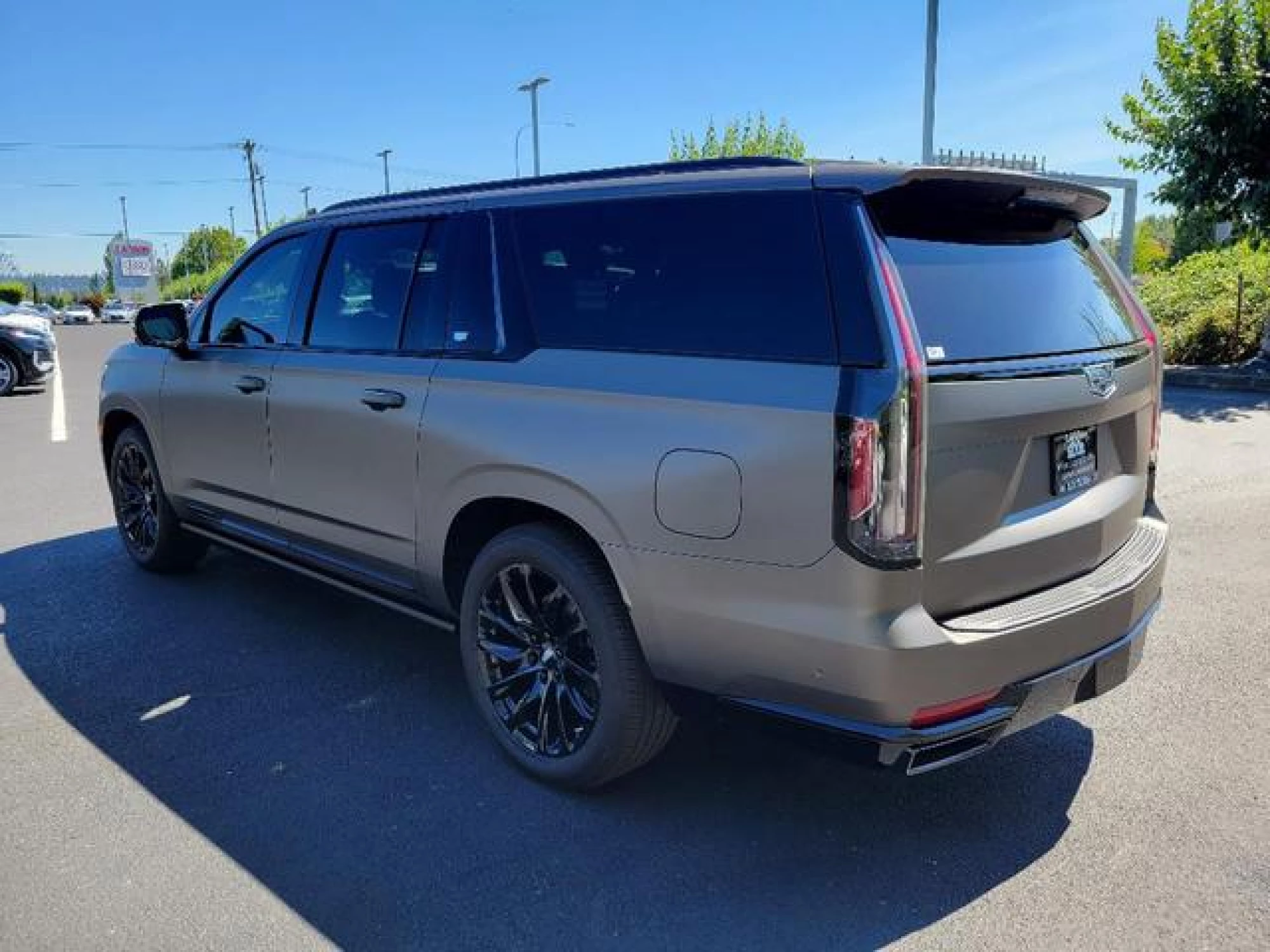 2023 Cadillac Escalade ESV Sport Platinum
