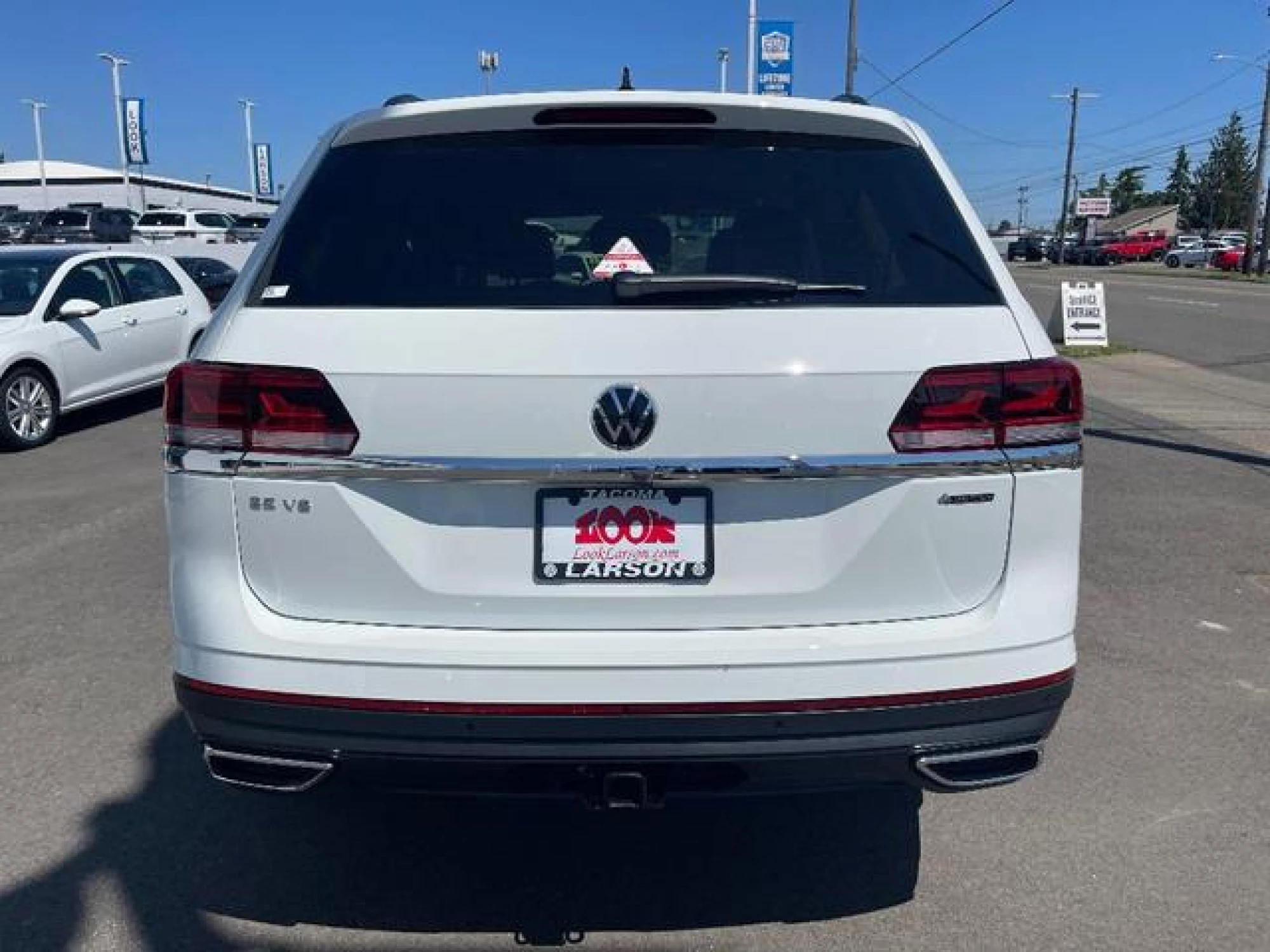 2023 Volkswagen Atlas 3.6L SE w/Technology