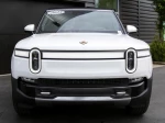 2023 Rivian R1S Adventure Package