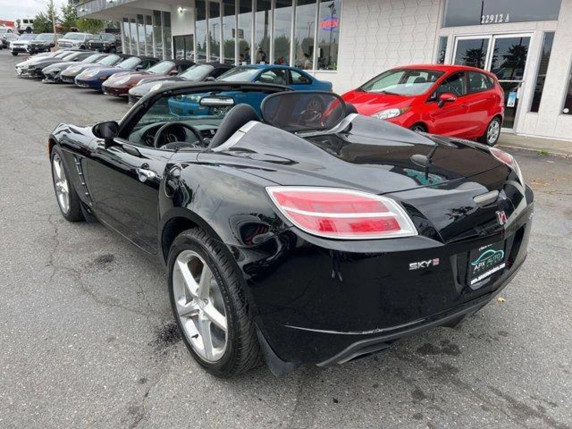 2007 Saturn Sky Red Line