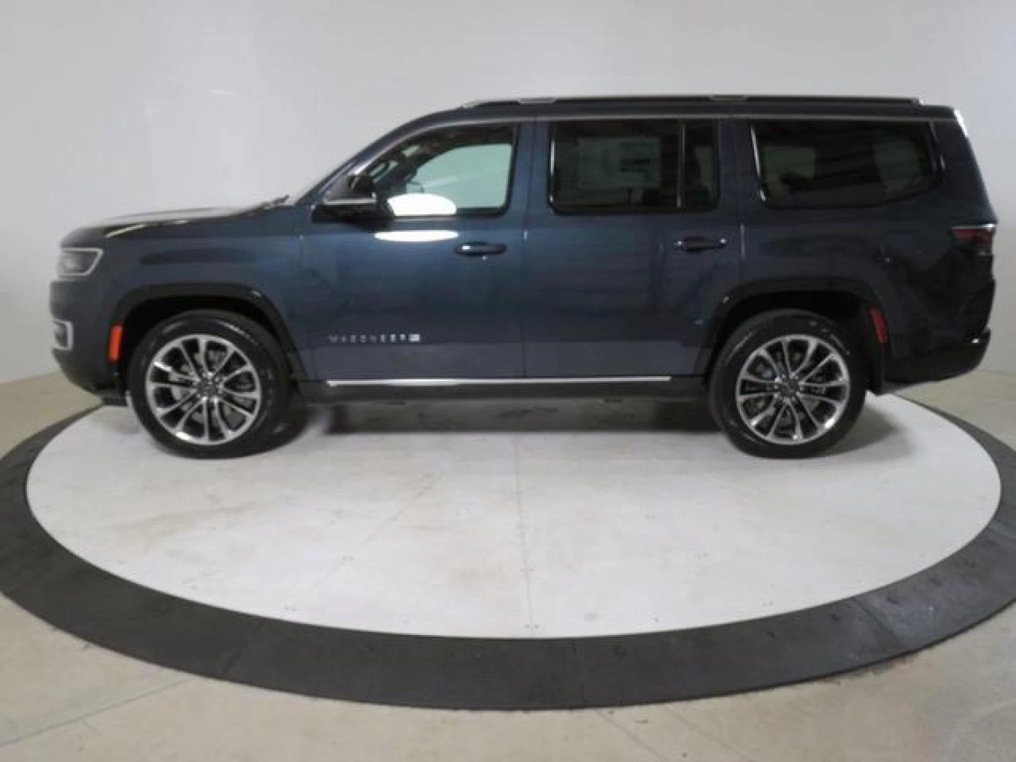 2023 Jeep Wagoneer Series III