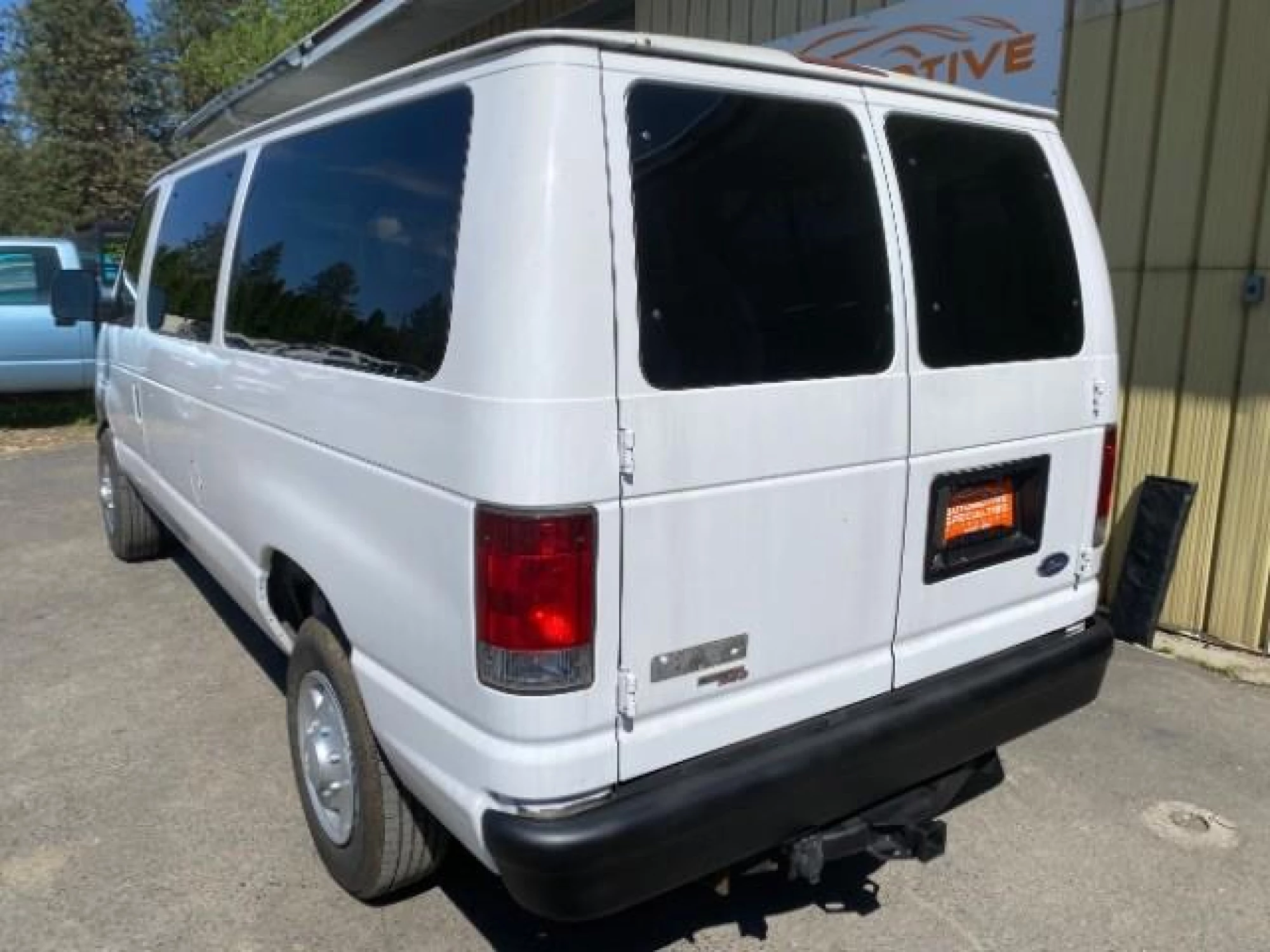 2007 Ford E350 Super Duty XL