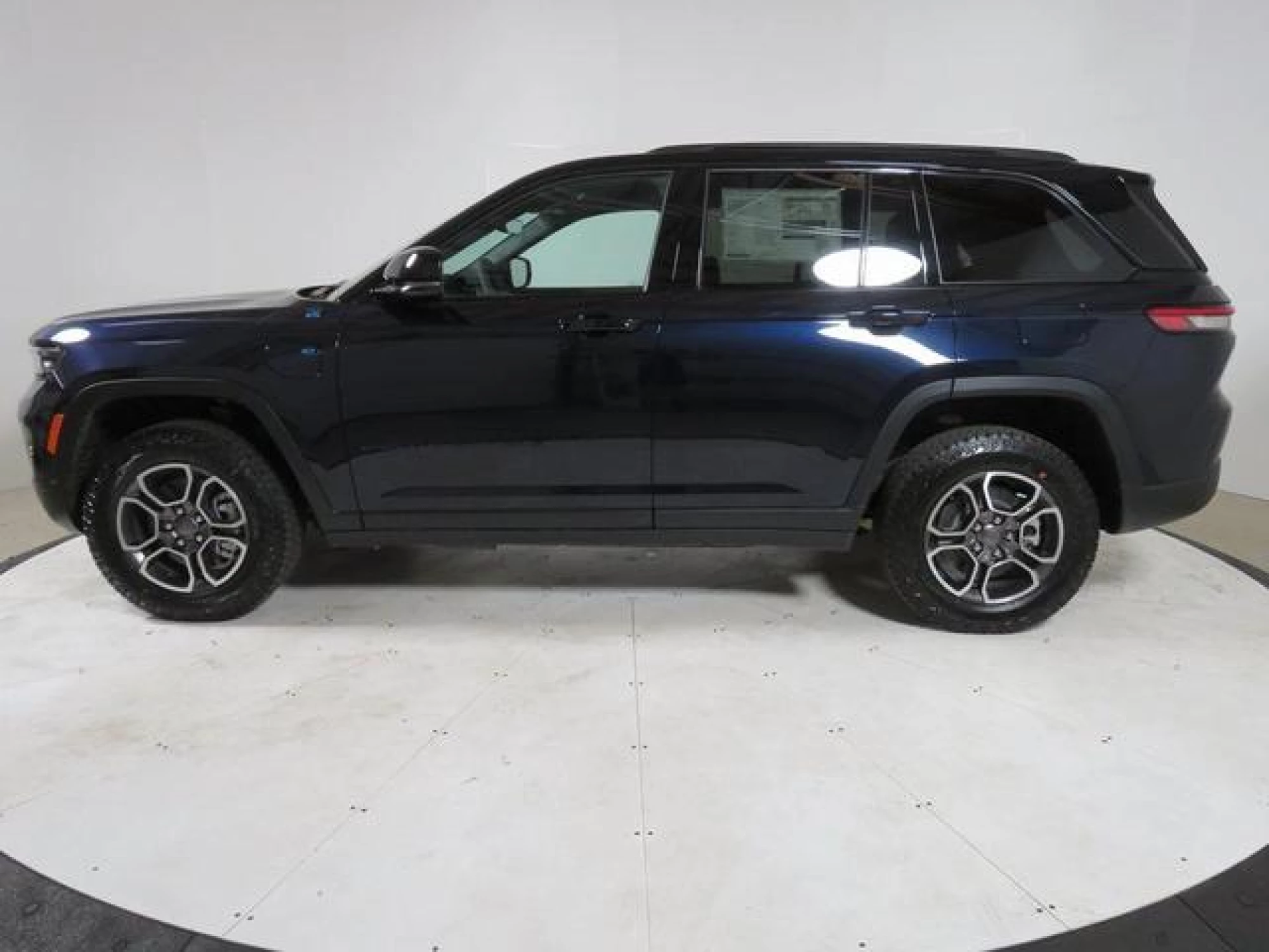 2023 Jeep Grand Cherokee 4xe Trailhawk
