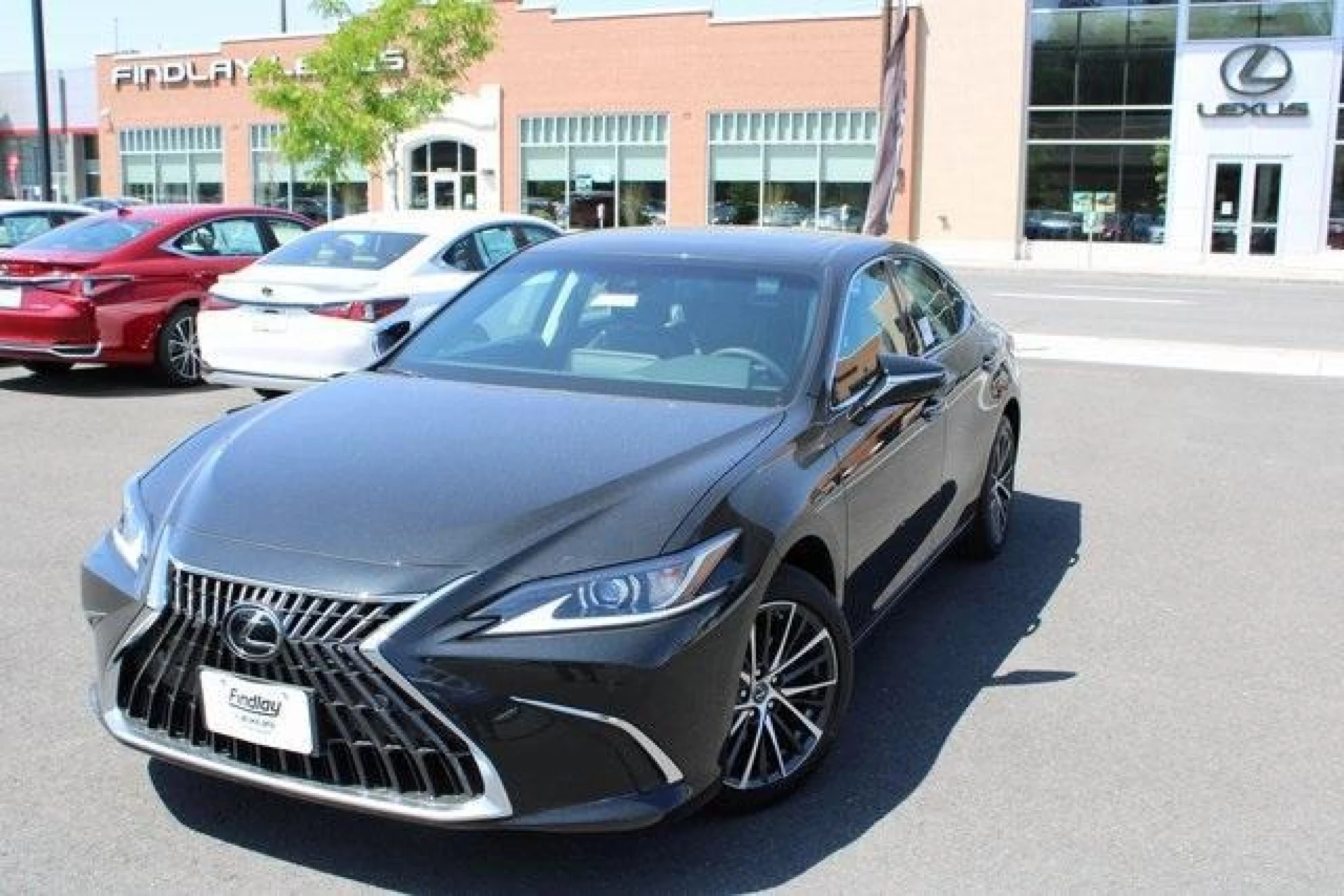 2023 Lexus ES 250 Base