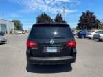 2011 Volkswagen Routan SE