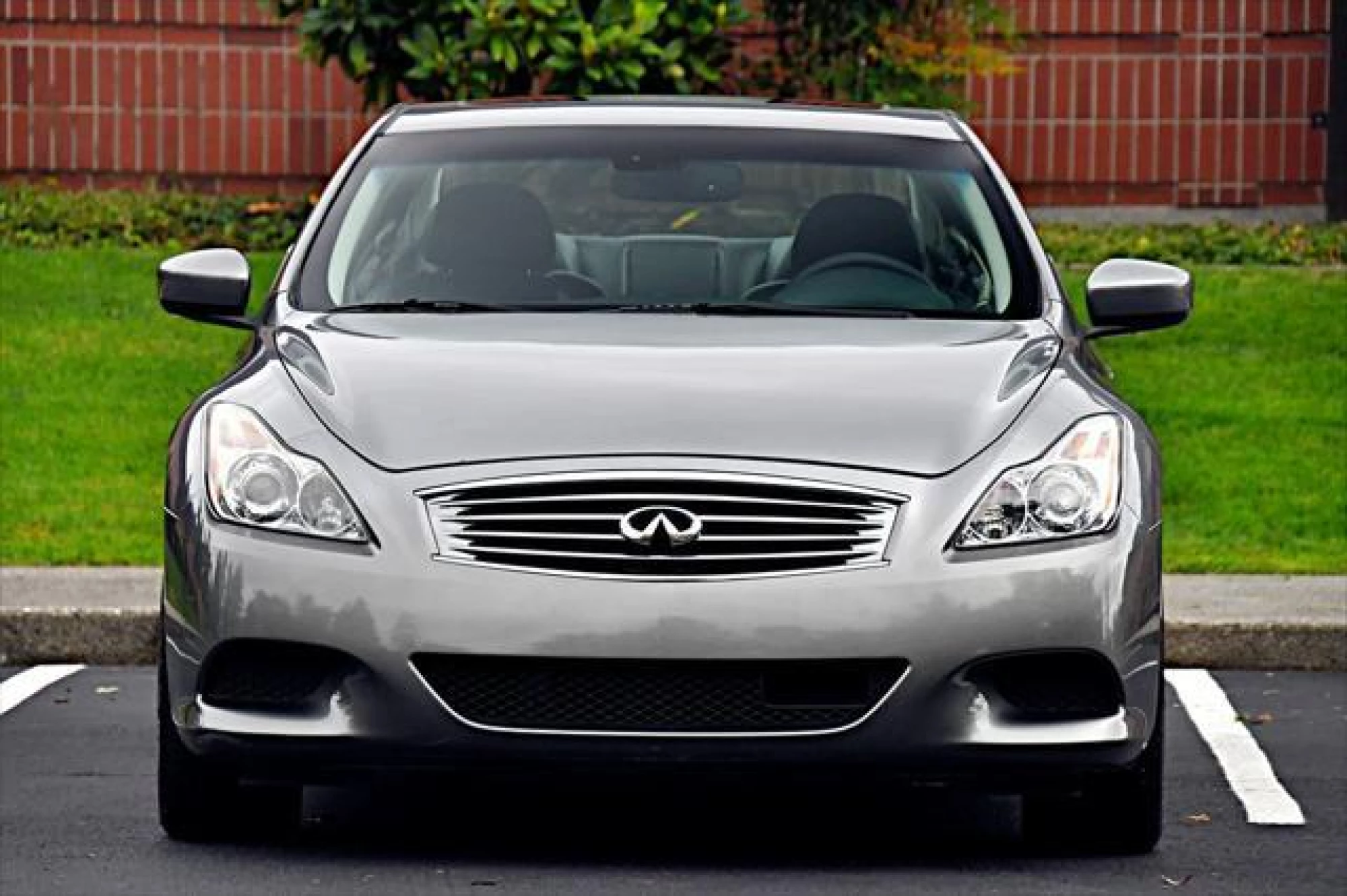 2010 INFINITI G37 Sport