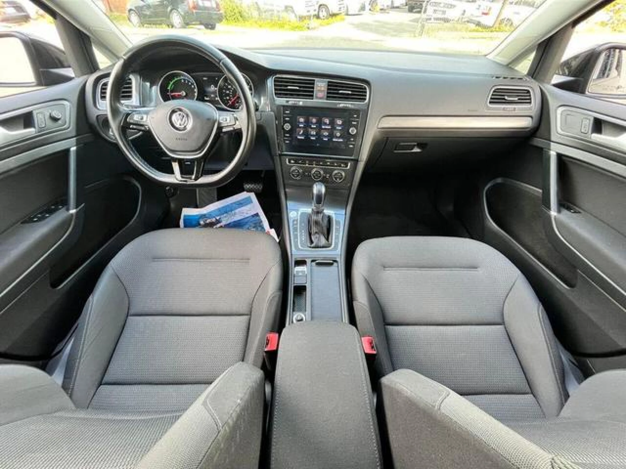 2019 Volkswagen e-Golf SE