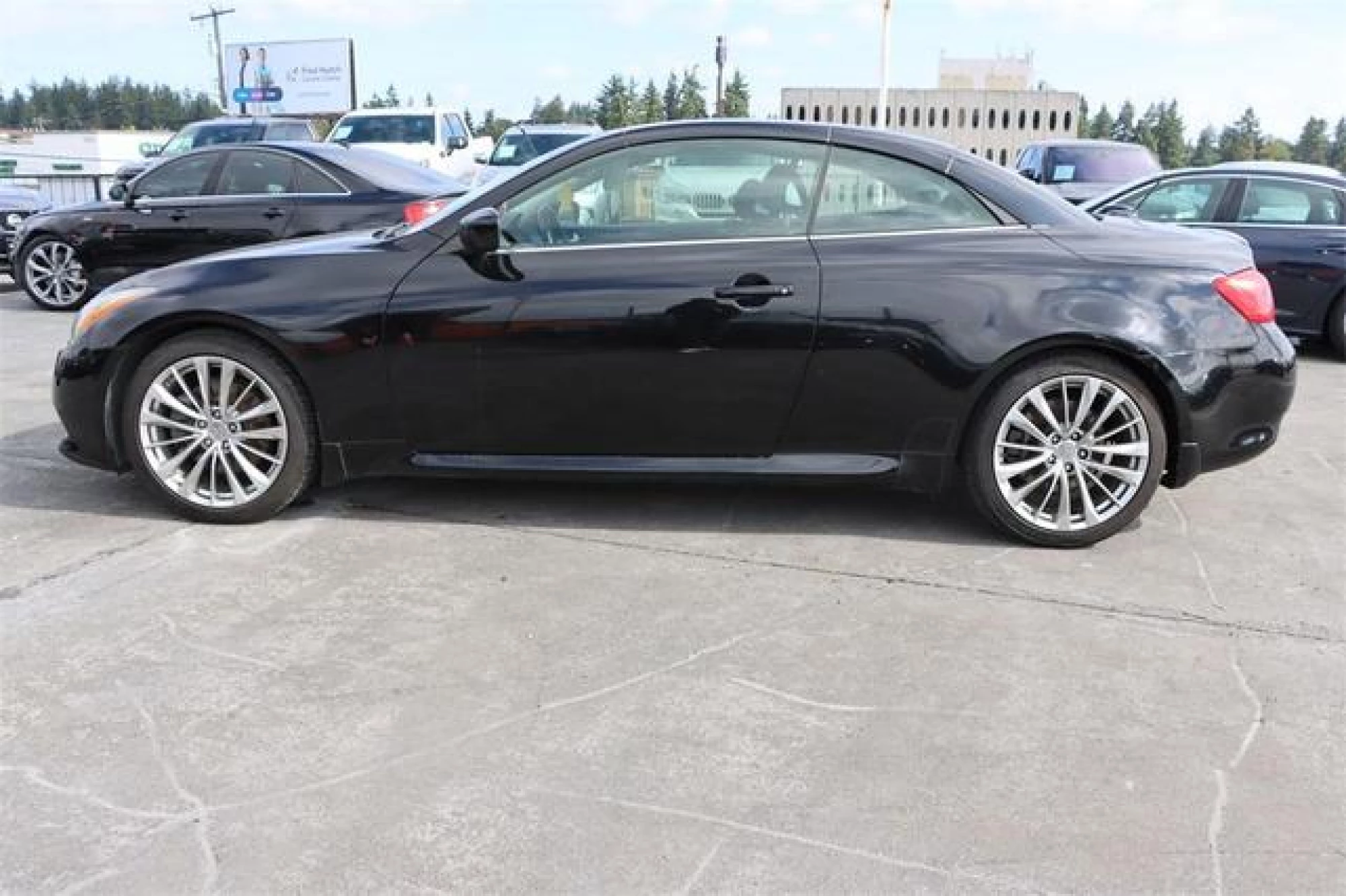 2013 INFINITI G37 Base