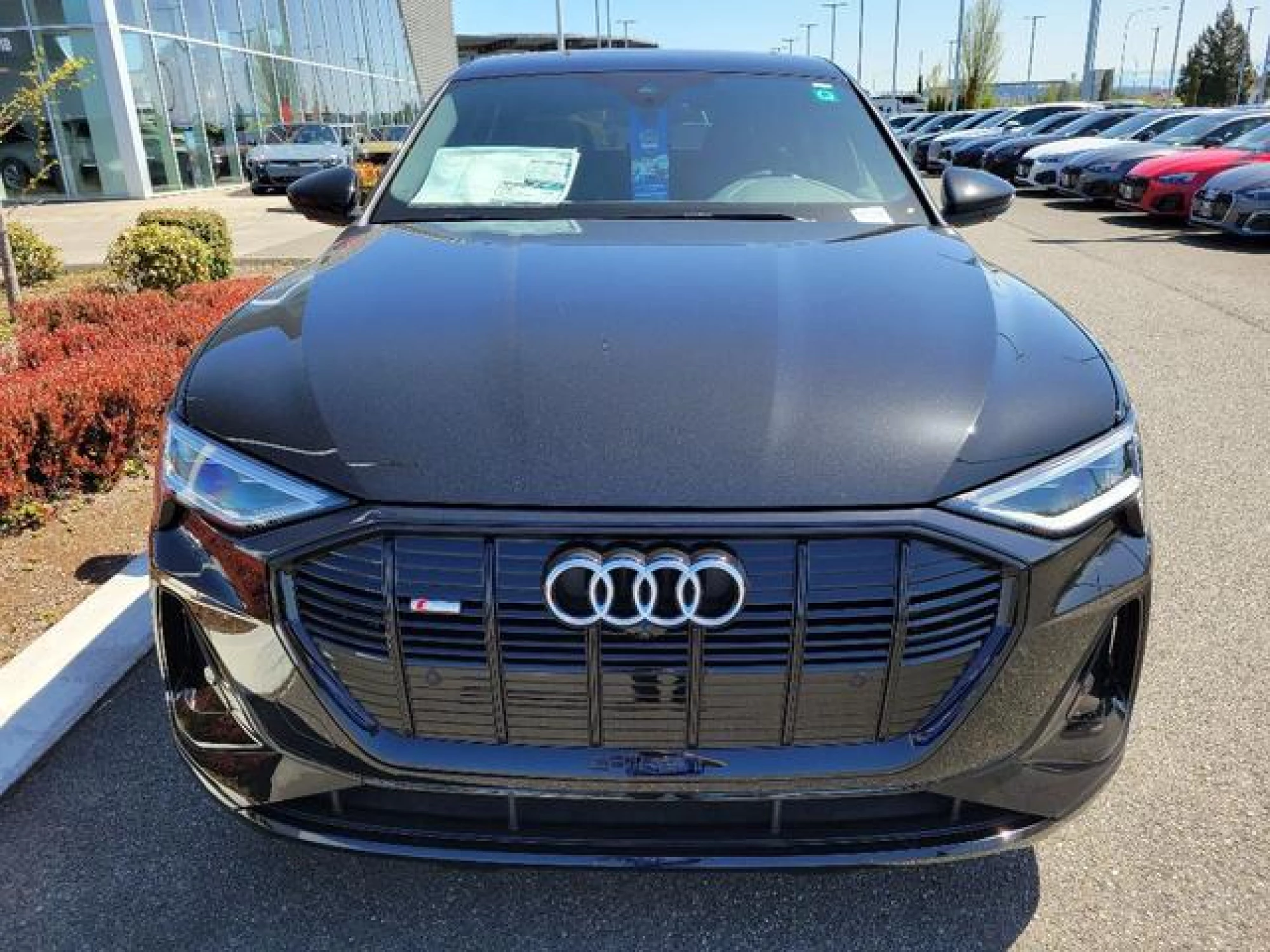 2023 Audi e-tron S line Premium