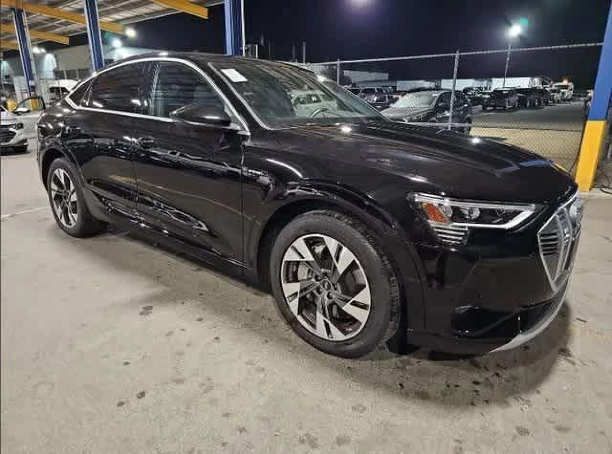 2023 Audi e-tron S line Premium