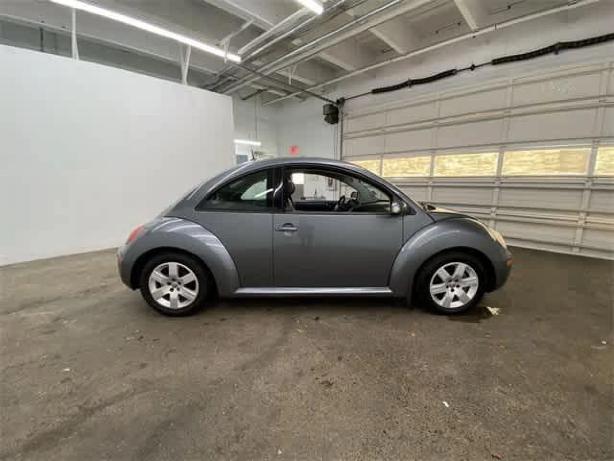 2007 Volkswagen New Beetle New Beetle (M5)