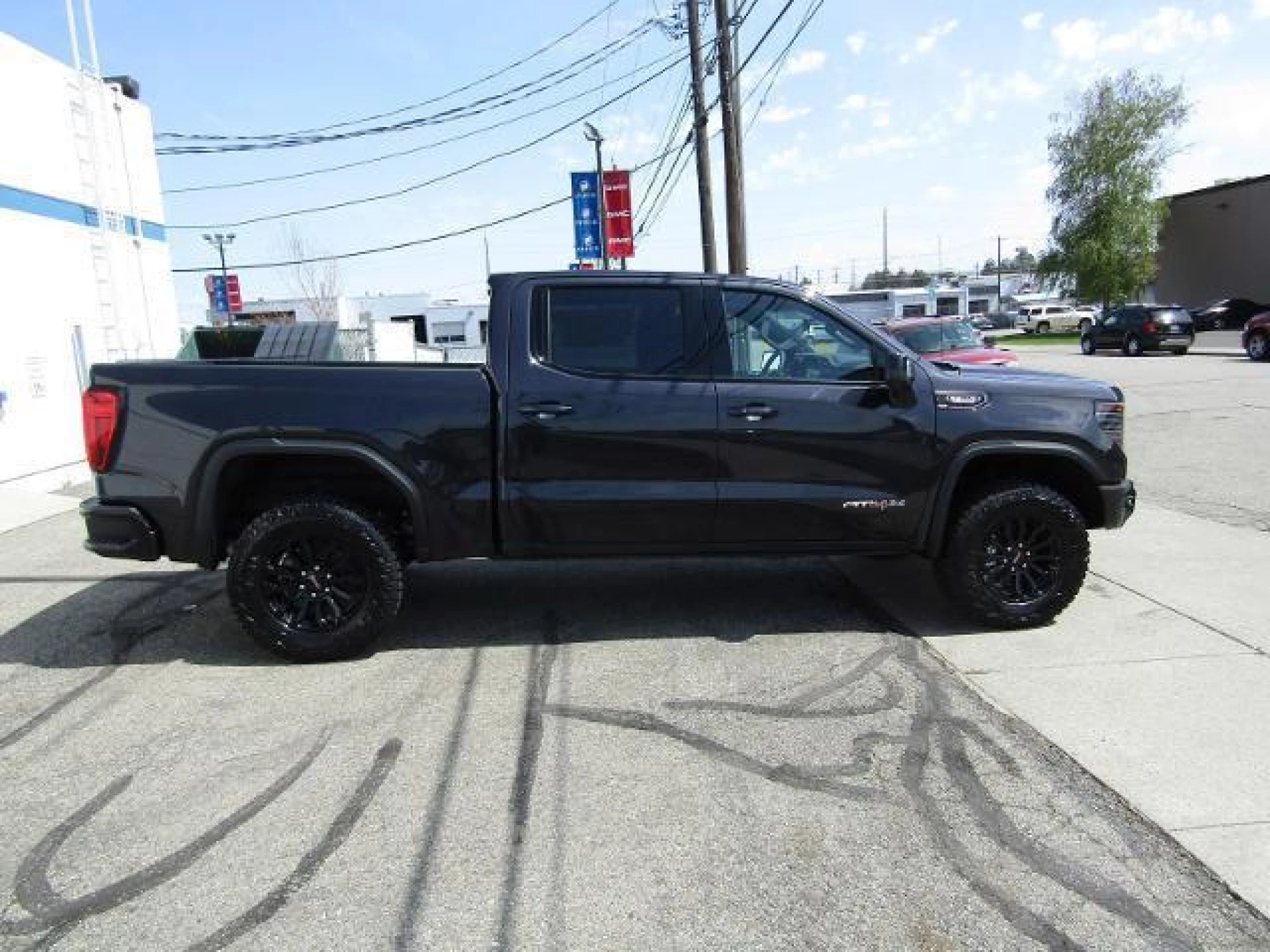 2023 GMC Sierra 1500 AT4X