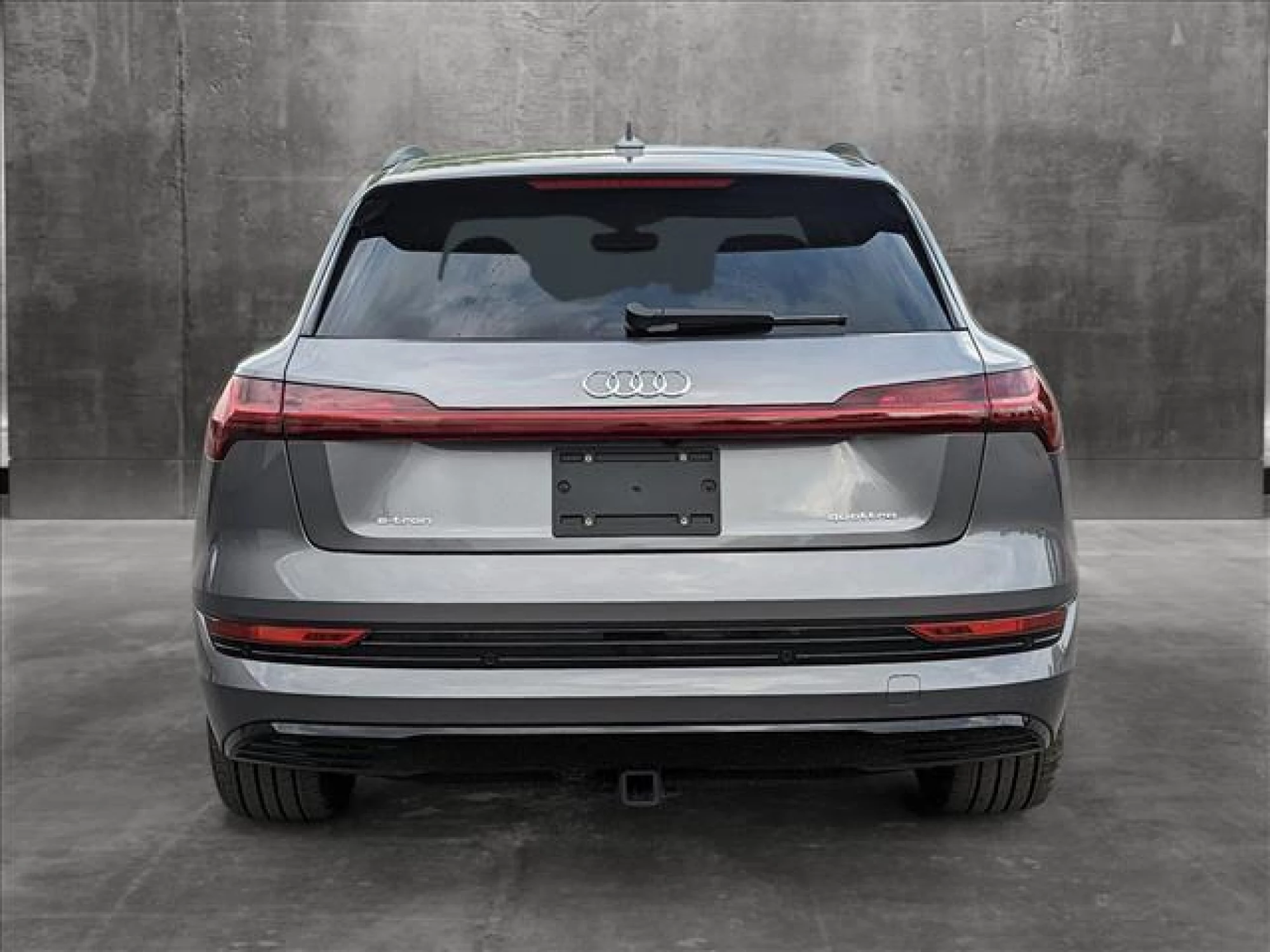 2023 Audi e-tron Premium Plus