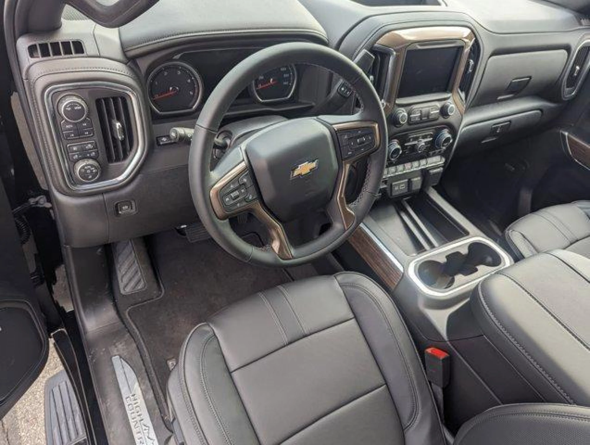 2023 Chevrolet Silverado 3500 High Country