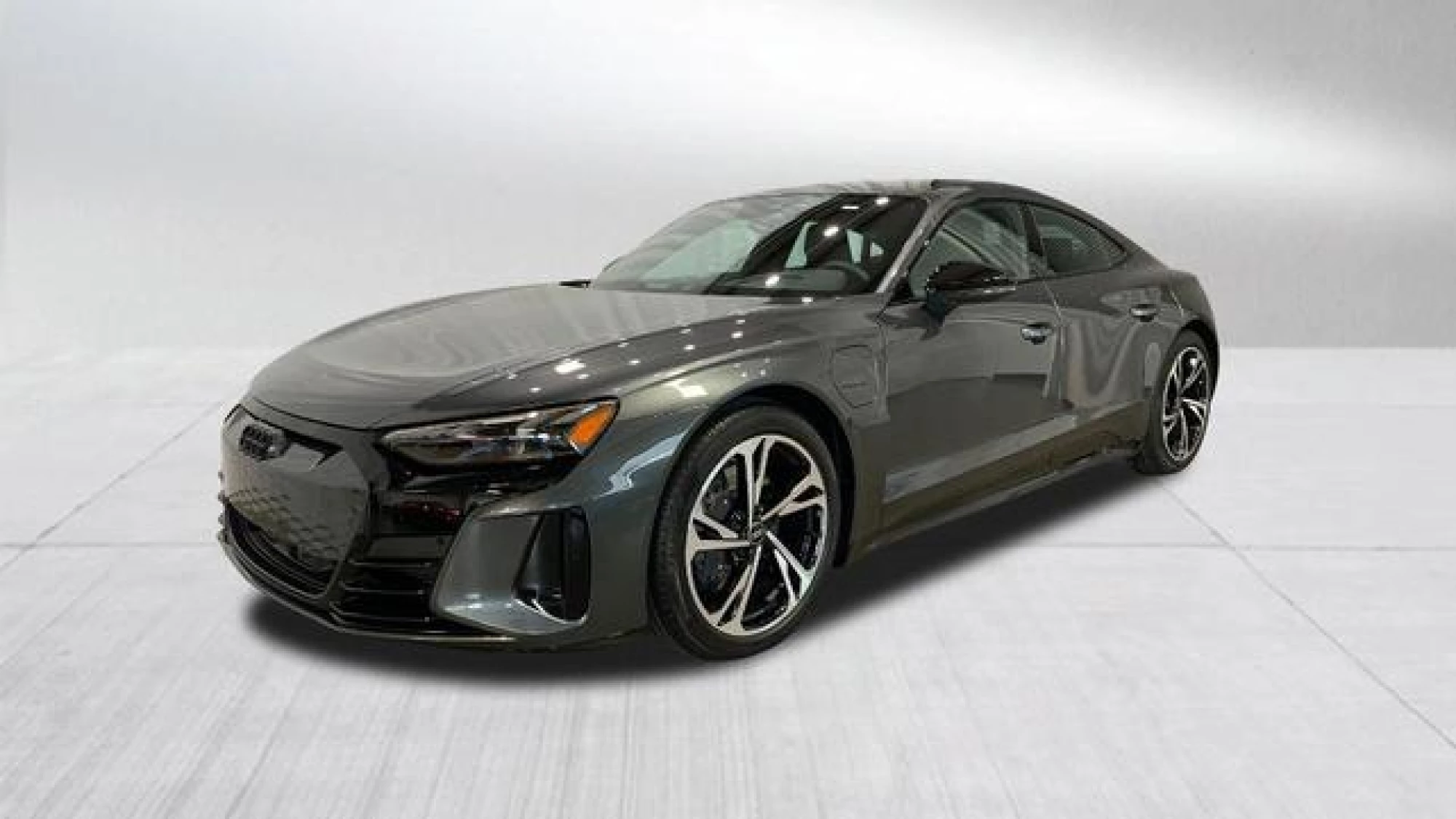 2023 Audi e-tron GT Premium Plus